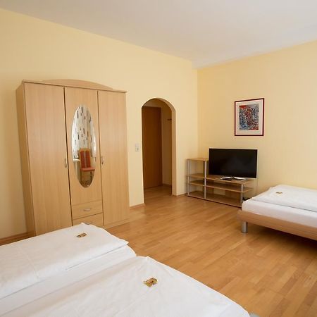 Gutenberg 20 Spire Chambre photo