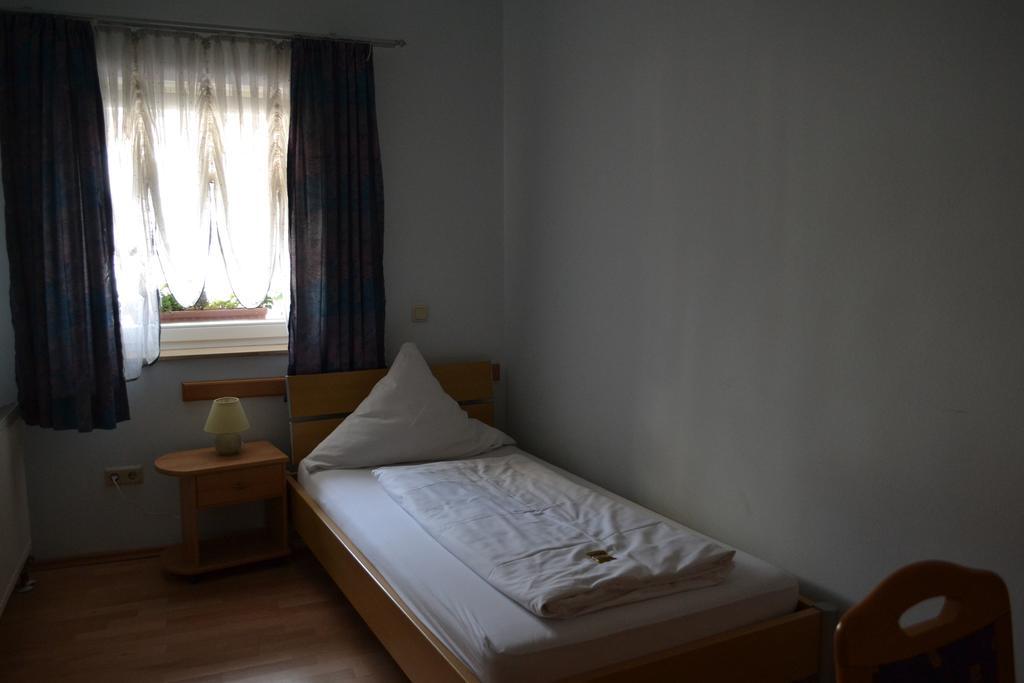 Gutenberg 20 Spire Chambre photo